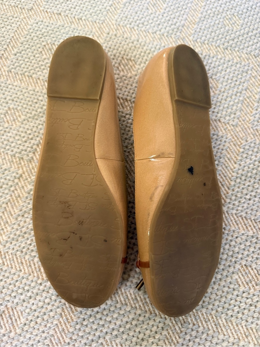 SE Boutique by Sam Edelman Tan Patent Leather Ballet Flats with Gold Accents - Picture 3 of 5
